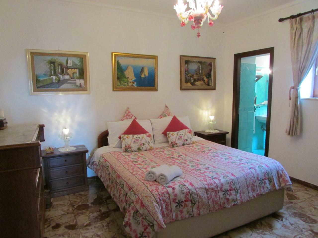B&B Palazzo A Mare กาปรี ภายนอก รูปภาพ